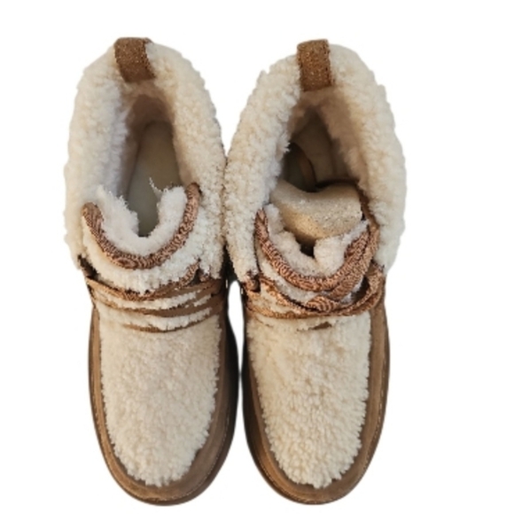 UGG Classic New Heights Lace Up Chestnut Boot Womens Size 12 S/N 1167772 NEW - Picture 5 of 9